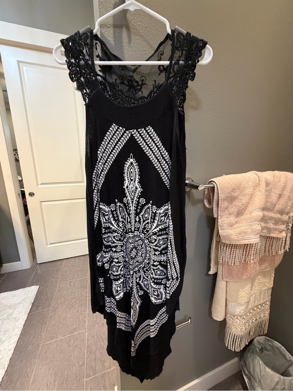 Black Sleeveless Dress with White Mandala Print and Lace Yoke
